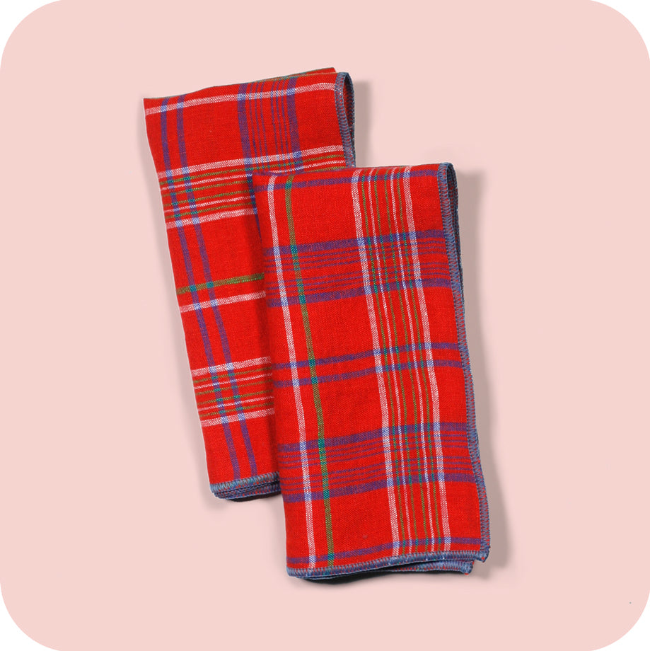 The Very Merry Table - 100% Linen Plaid Dinner Napkins, Set of 2