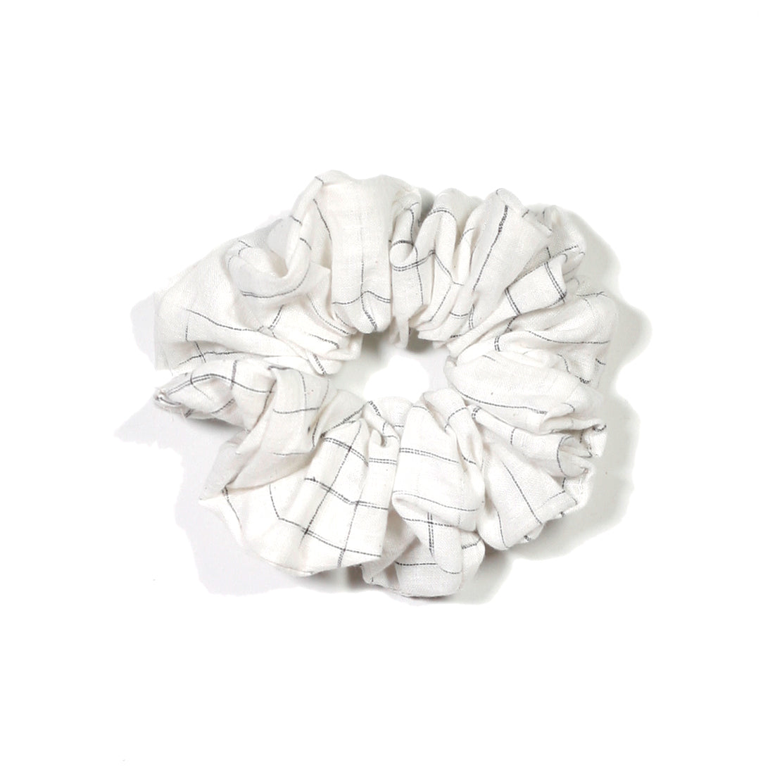 Zero-Waste Scrunchie: Summer School Minimalist Hair Accessory